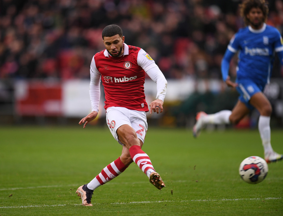 CENTROAVANTE  : Nahki Wells foi o autor do gol na última partida do Bristol City.