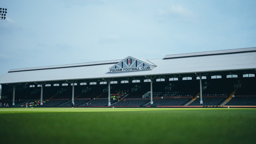 LONDON CALLING 📞 : The calm before the storm at Fulham.