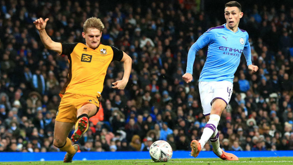 Con un gol y una asistencia, Phil Foden fue el jugador más destacado del partido.