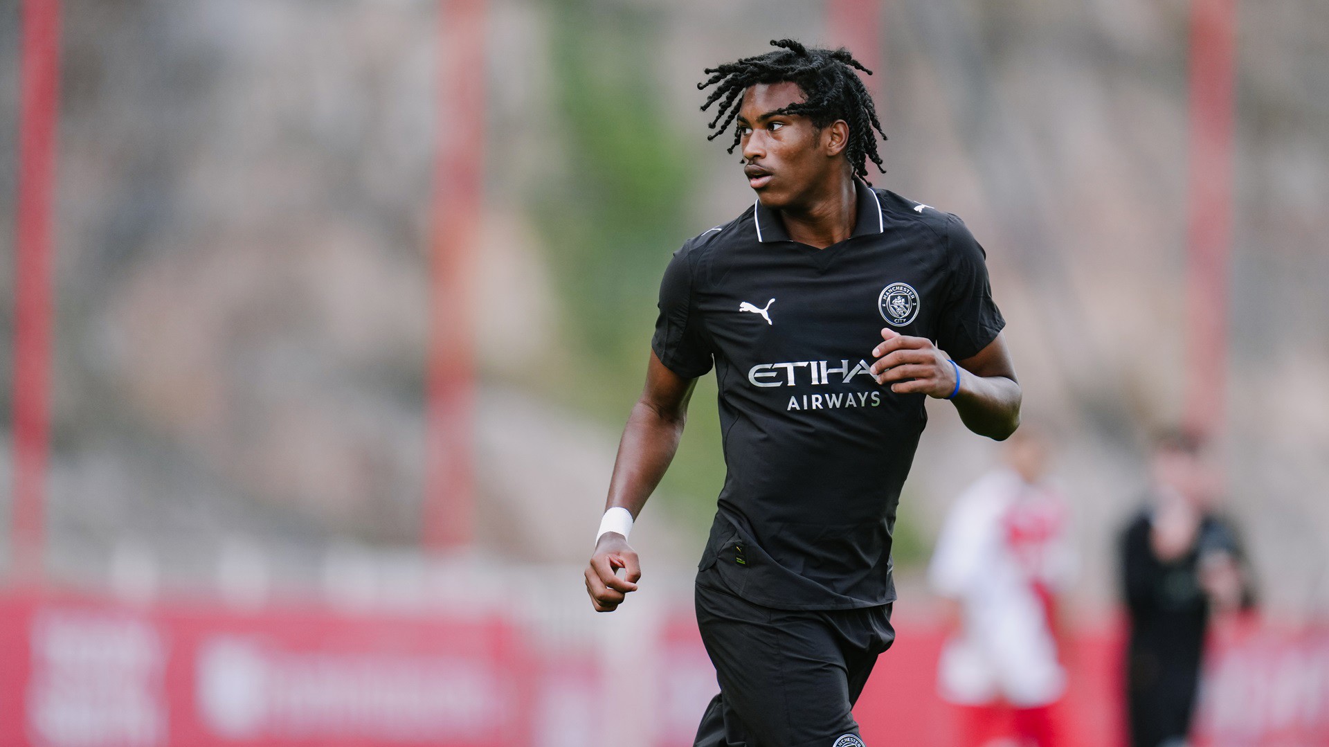 ON THE MOVE : Reigan Heskey looks for space to receive the ball. 