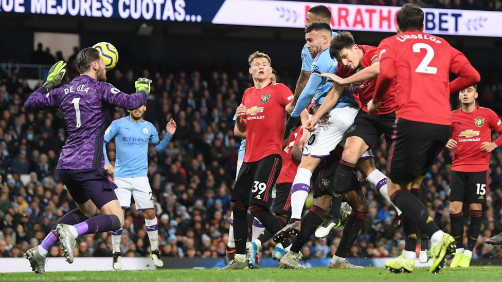 Otamendi fez o gol do City nos minutos finais