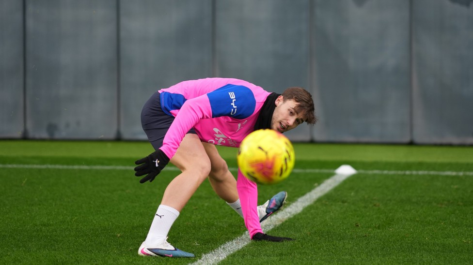 NICO: Ducking and diving the raindrops