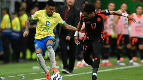 Savinho participa en la victoria de Brasil ante Colombia
