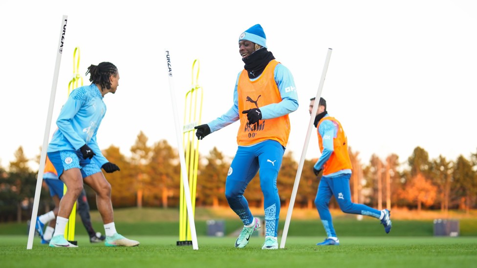 HATS OFF : Jeremy Doku enjoying training
