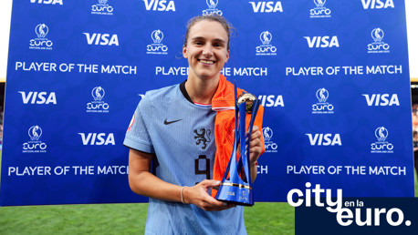 Una noche inolvidable para Miedema