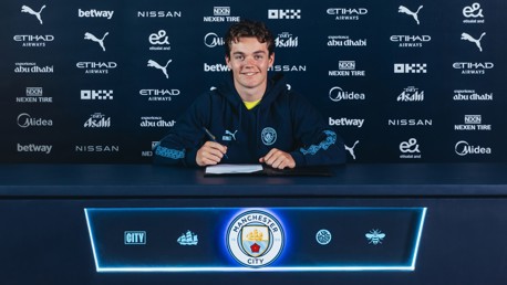 Norwegian midfielder Nypan joins Manchester City 