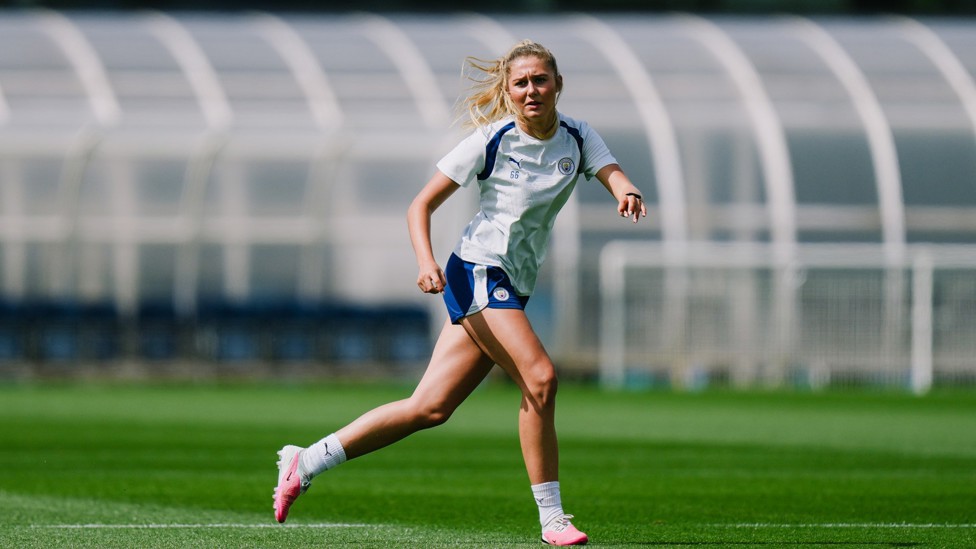 YOUNG GUN : Sienna Davis hard at work 