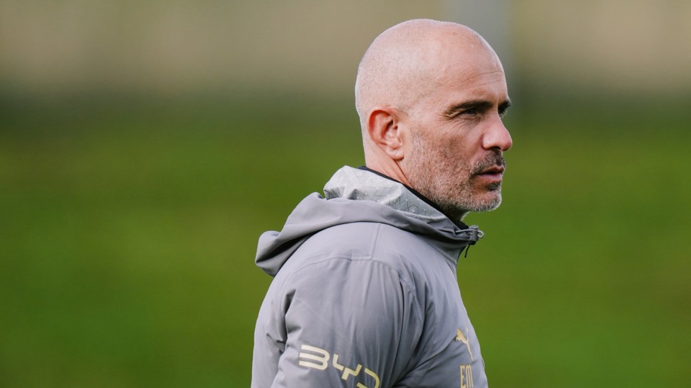 CLOSE WATCH : Maresca keeps an eye on things