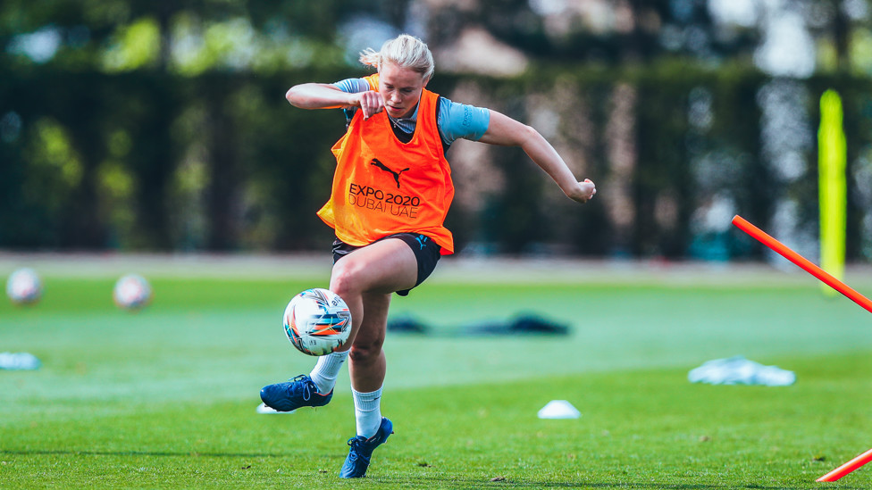 SOME 41 : Julie Blakstad with superb control