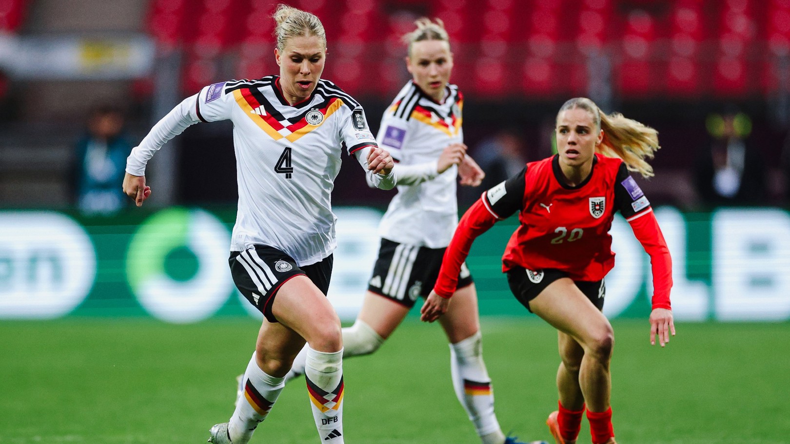 Knaak suma minutos con Alemania
