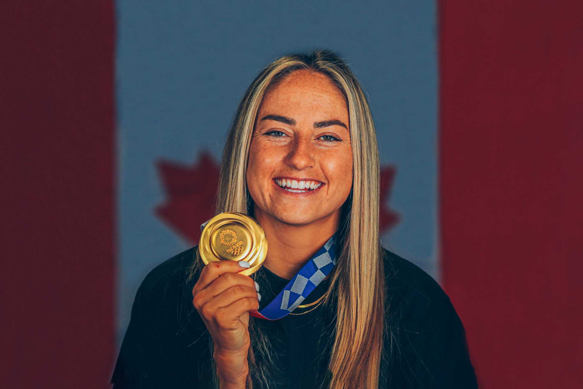 Janine Beckie Golden Girl
