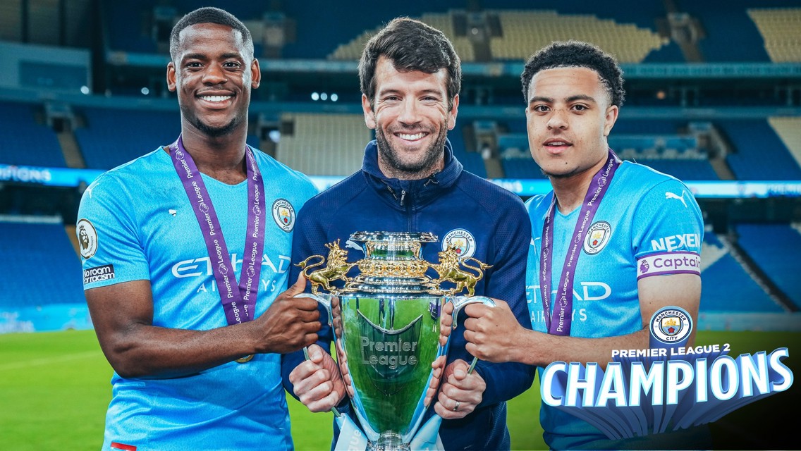 Watch City's EDS squad lift the PL2 trophy!