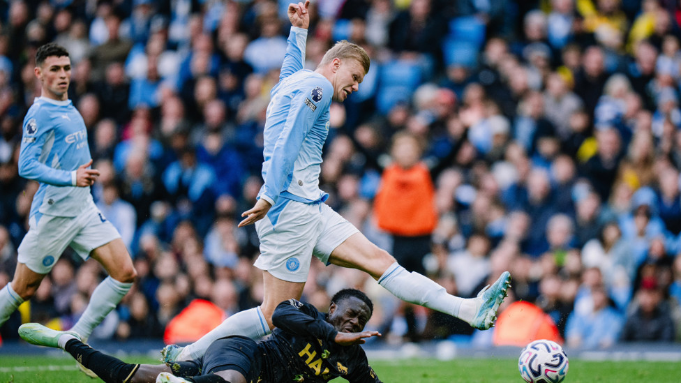 BRILLIANT BRACE : Haaland again!
