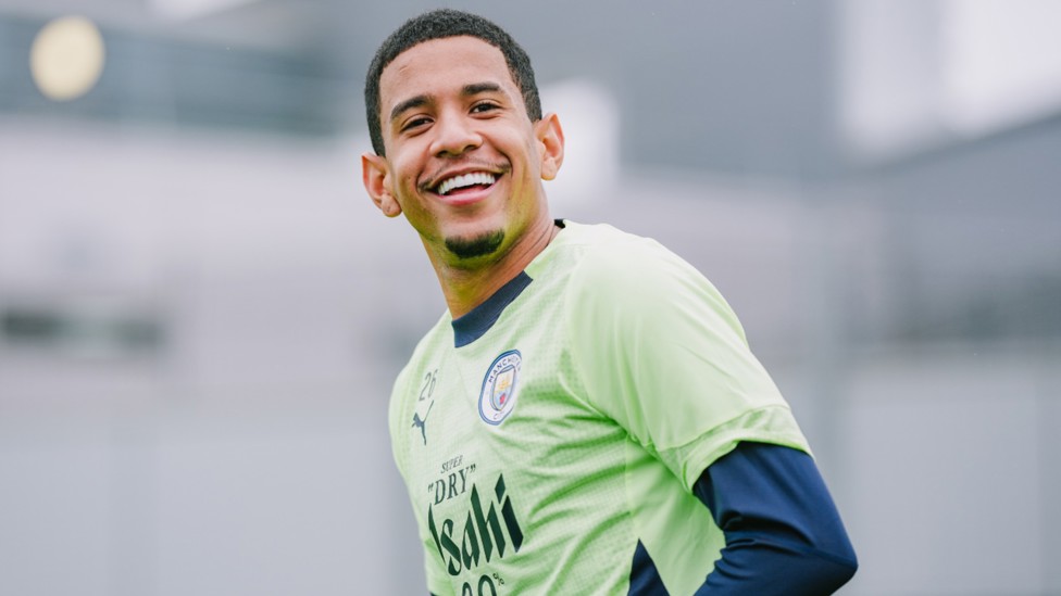 BRAZILIAN BLEND: Savinho is happy in his work!