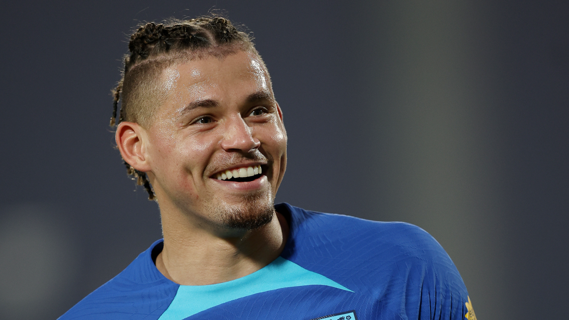 دي يونج: فيليبس سيكون لاعبا رائعا للسيتي ولمنتخب إنجلترا
