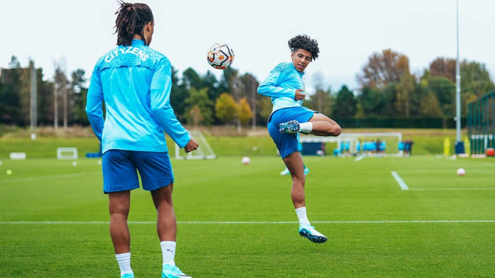 FLICKS AND TRICKS : Rico Lewis and Nathan Ake