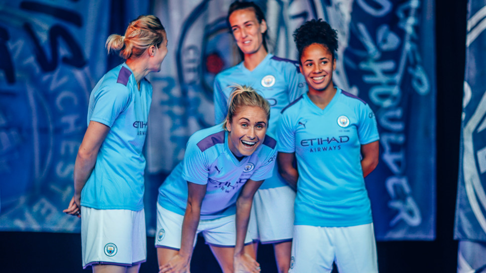 FREEZE FRAME : Ellen White, Steph Houghton, Jill Scott and Demi Stokes share a smile during the photo shoot