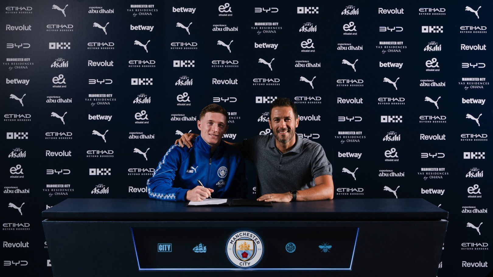 Anderson joins City 