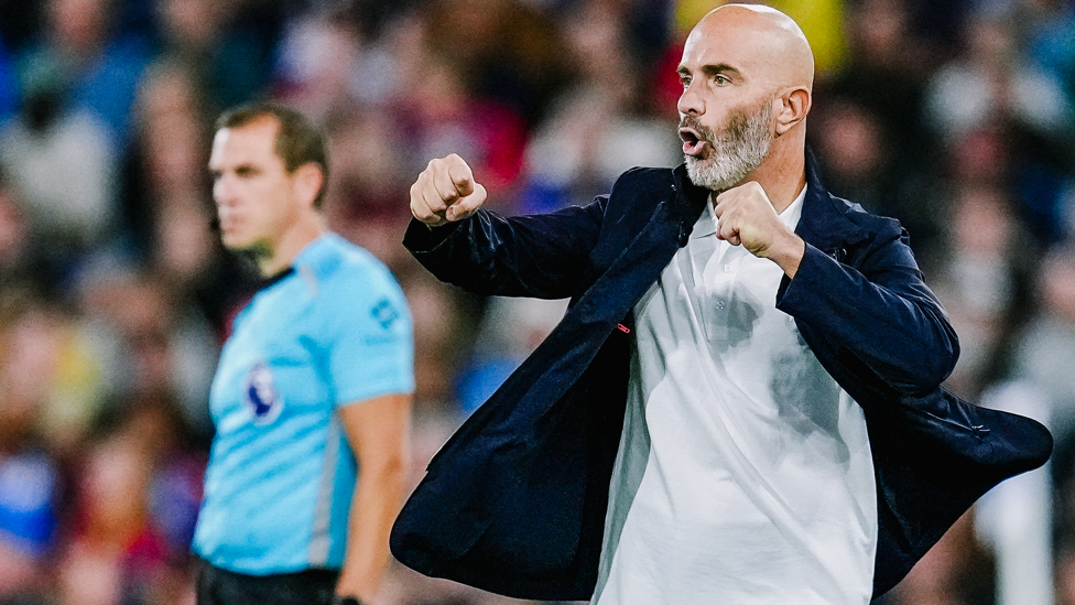DOUBLE FIRST PUMP : The boss enjoyed that opener.