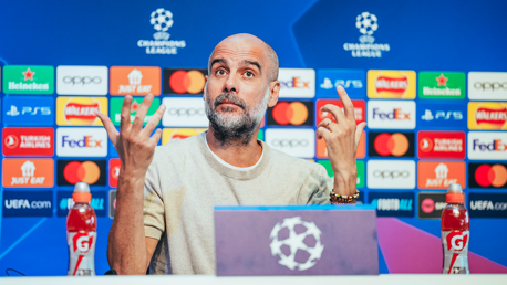 Ederson está se tornando um goleiro ainda melhor, diz Pep