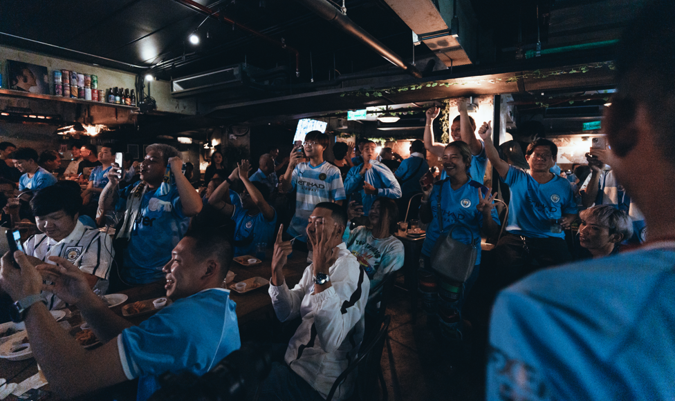 4-1! : ได้เวลาฉลอง