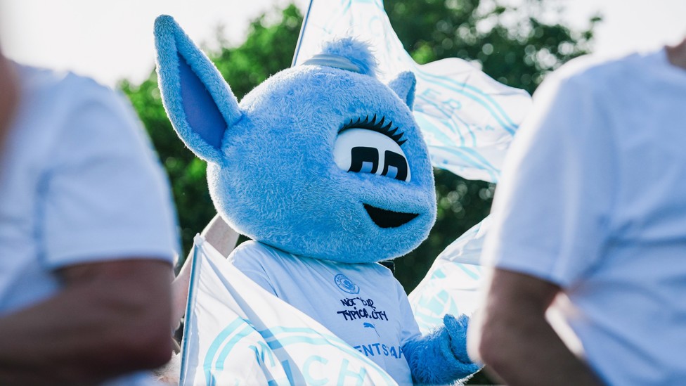 AN ICON : Moonbeam steals the show