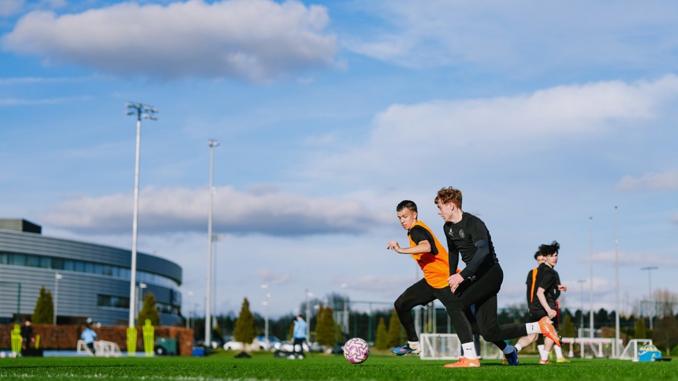 IN BATTLE: Dexter Oliver and Charlie Holt go up against each other