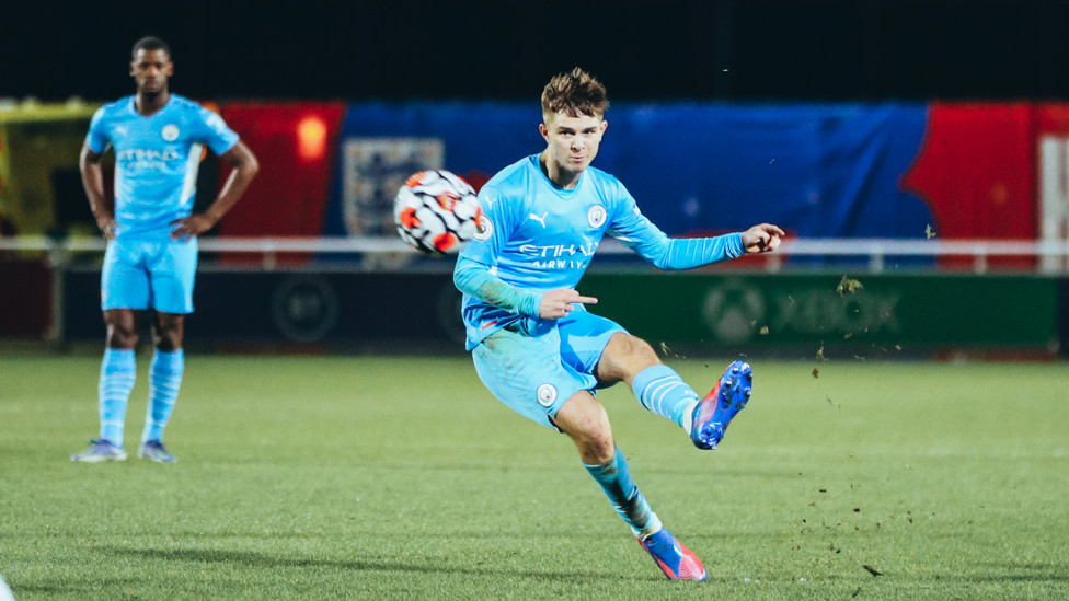 RAMPAGE : A 5-0 win away to Derby extends City's lead at the PL2 summit to four points | 7 February 2022.
