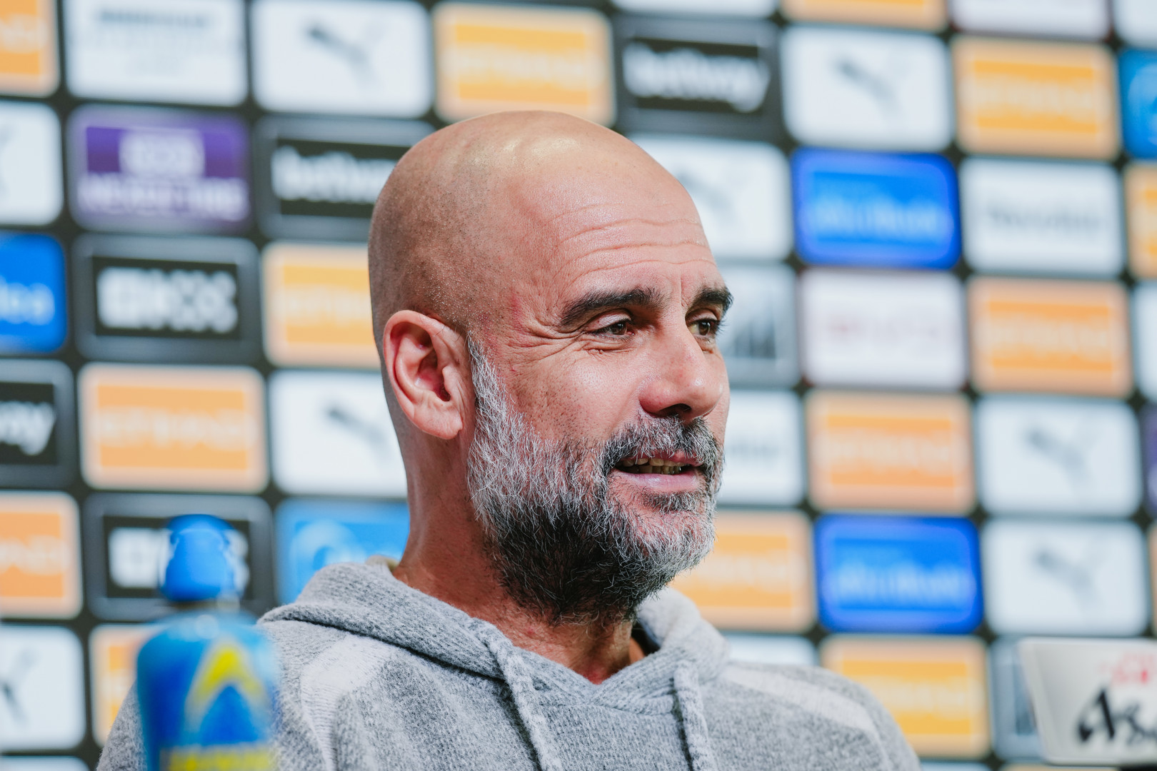 Guardiola atualiza condição de Doku 