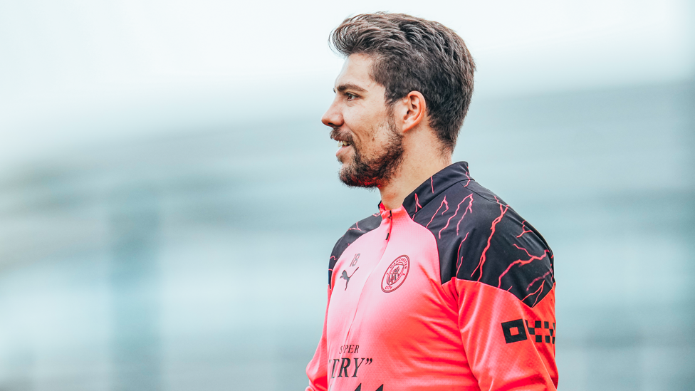 STEFAN SAVES  : Stefan Ortega Moreno keeps his focus during training.