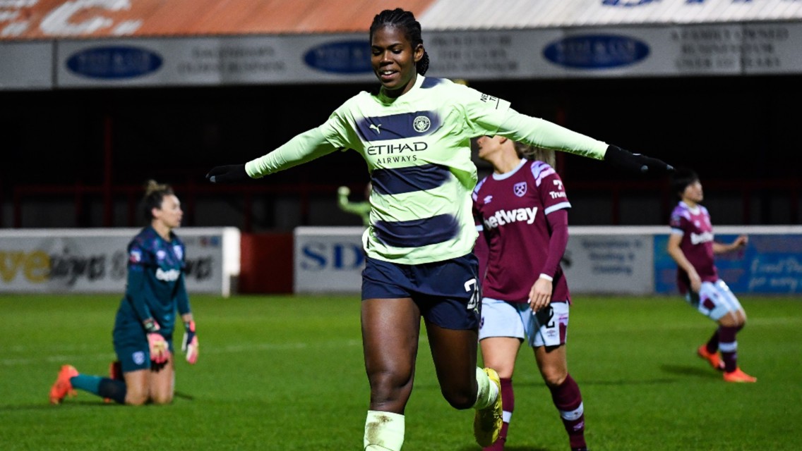 Shaw nominated for PFA Fans' Player of the Month award