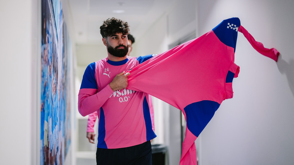 GO TIME  : Josko Gvardiol makes his way onto the field.