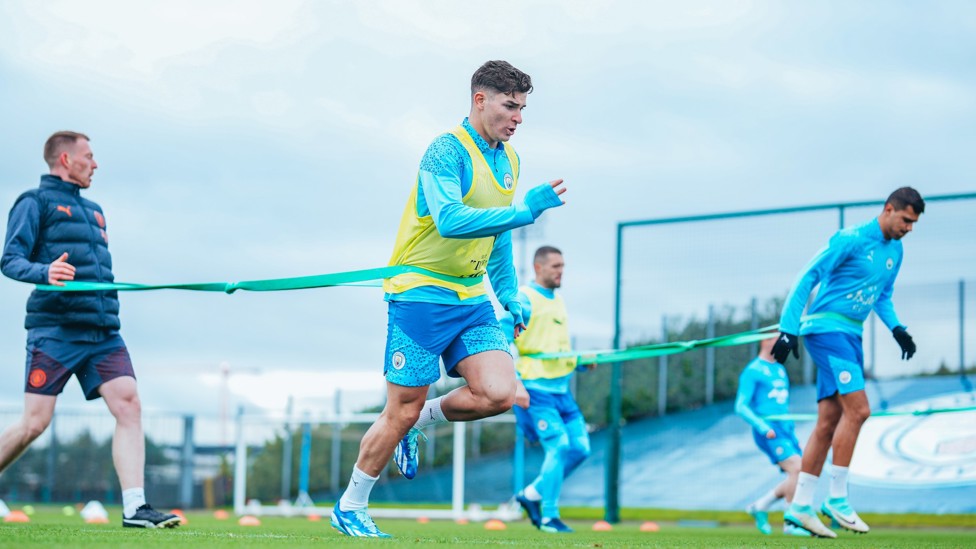 AGILE ARGENTINE  : Julian Alvarez is put to the test.