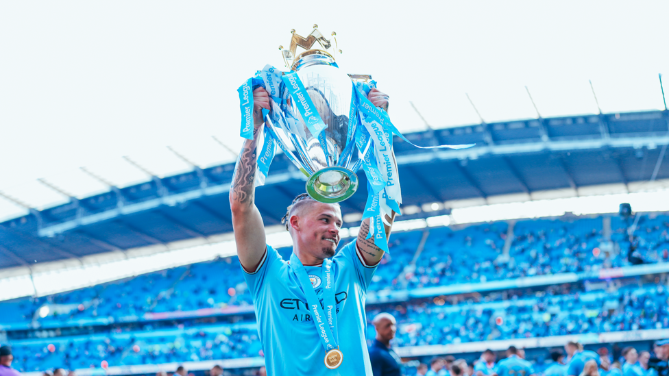 Premier League on X: 🏆 YOUR 2022/23 #PL CHAMPIONS 🏆 Congratulations,  @ManCity!  / X