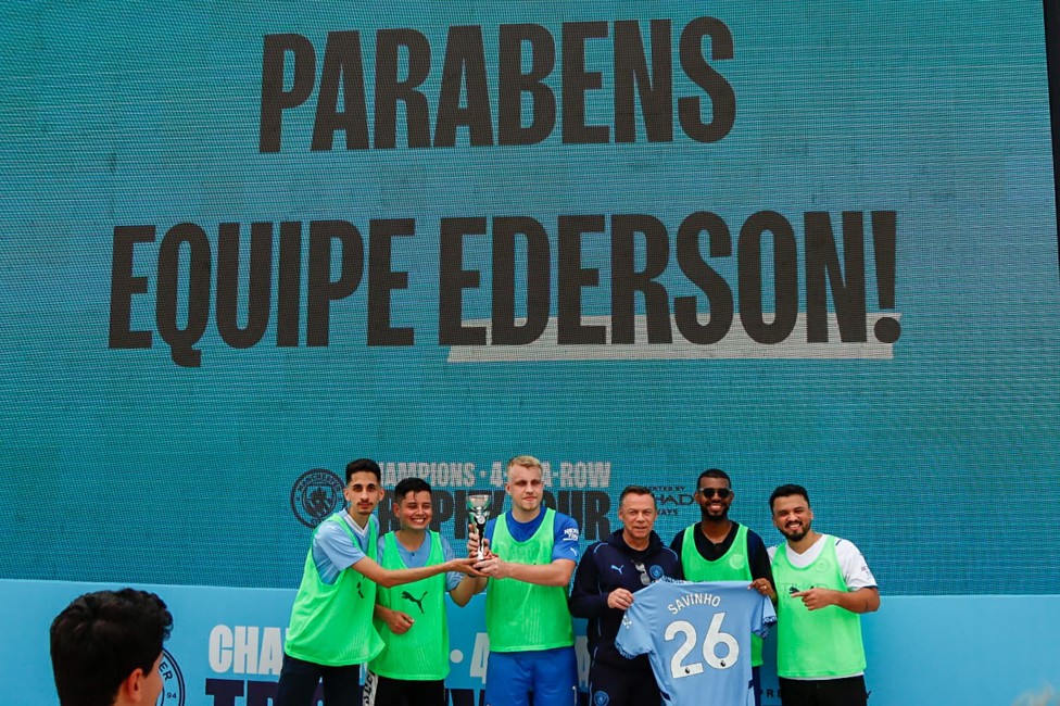 Os campeões! 