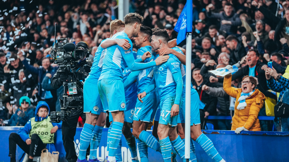GET IN THERE BOYS 💙 💪 : A vital victory. 