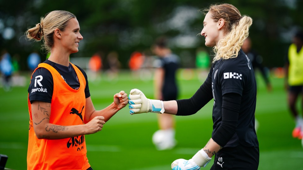 BUMP IT : Kerstin Casparij and Katie Startup