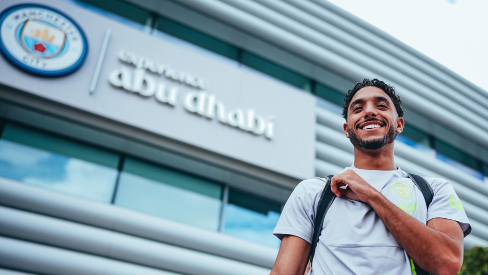 LEAVING HOME : Omar Marmoush departs the CFA