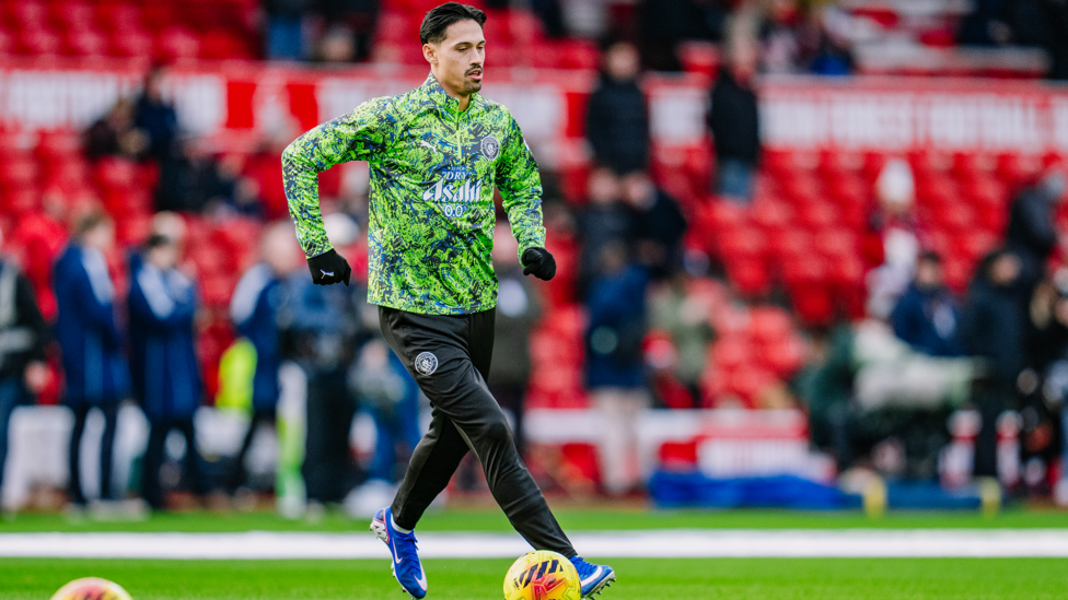 READY REIJNDERS : Finishing touches.