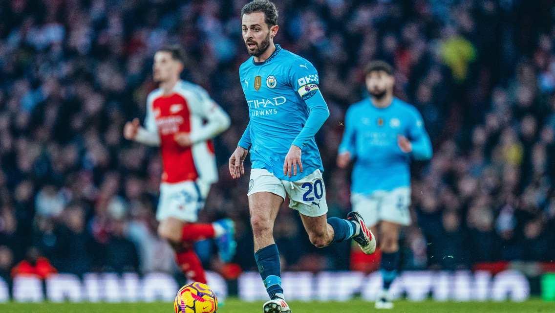 Arsenal bate City no clássico moderno da Premier League