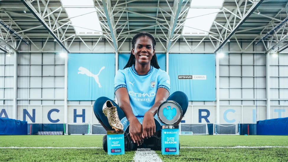 2023/24 : WSL Golden Boot and PFA Player of the Year