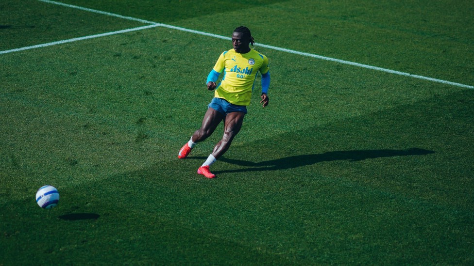 PASS AND MOVE  : Jeremy Doku keeps a move flowing. 
