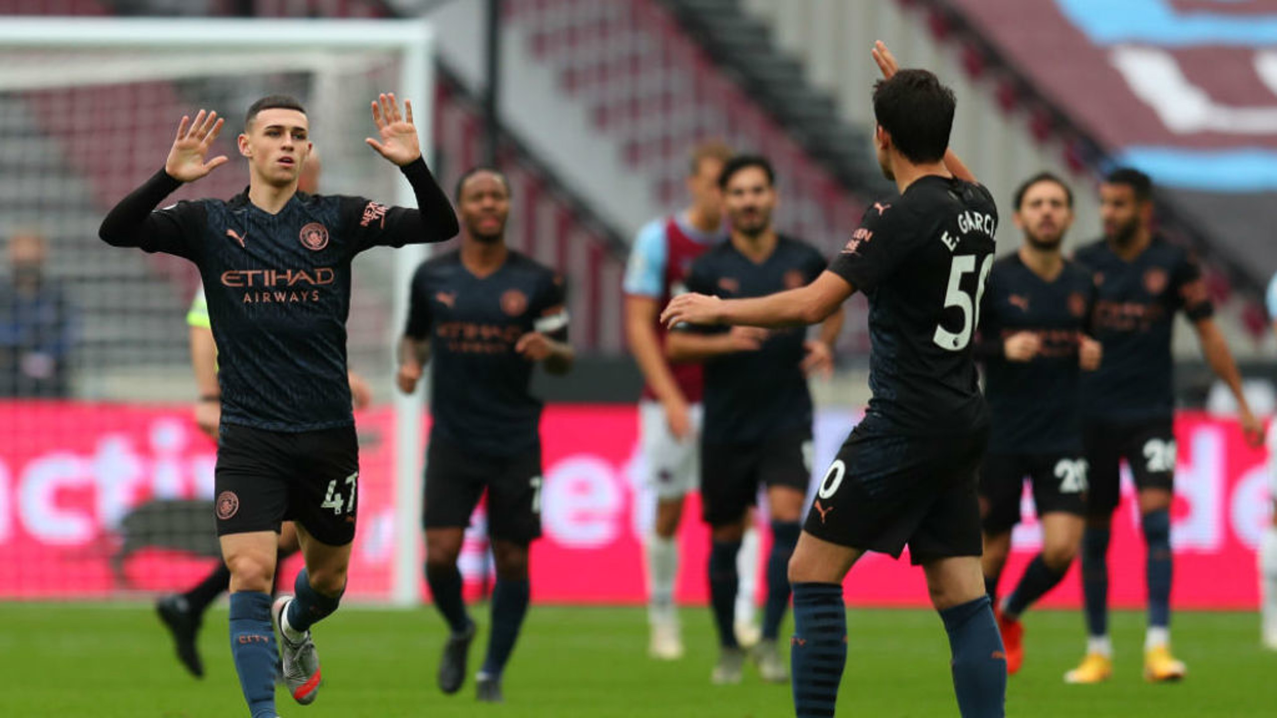 Gallery: Foden does his level best for City