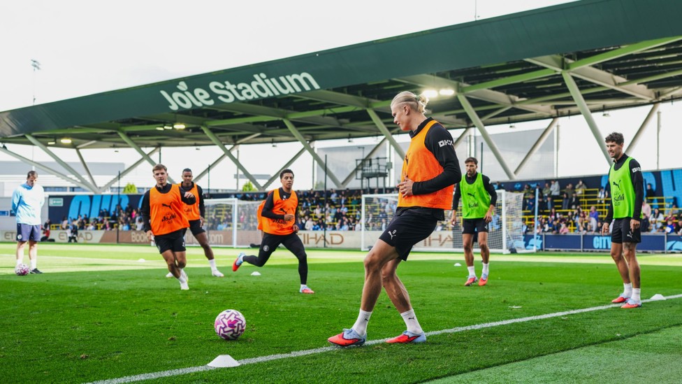 ON THE BALL  : Haaland during the open training session.