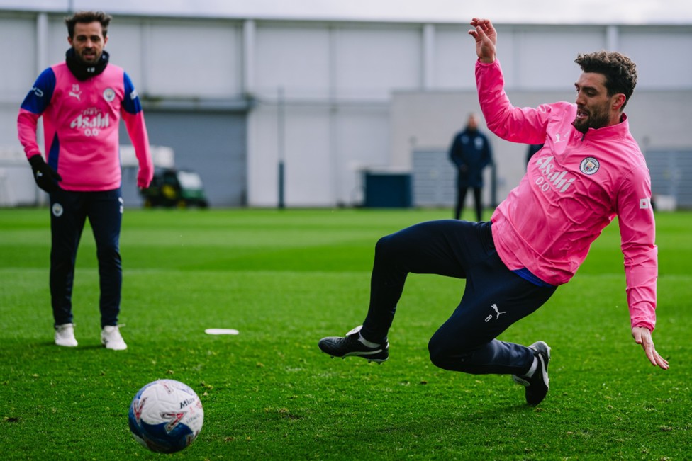 ACTION STATIONS: Mateo Kovacic goes full throttle.