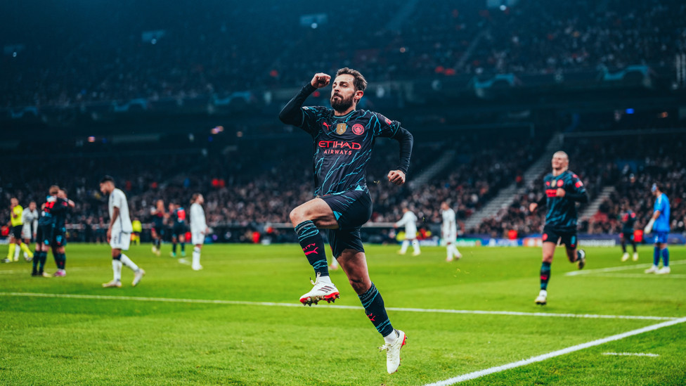 FIST PUMP : Bernardo celebrates.