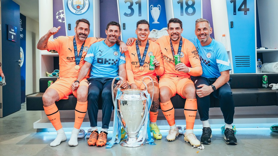 GK Union : Celebrating the treble with the goalkeepers' union!