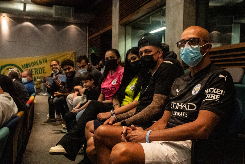 Família e amigos de Ederson compareceram