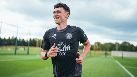 Training: City aiming for a three-pointer!