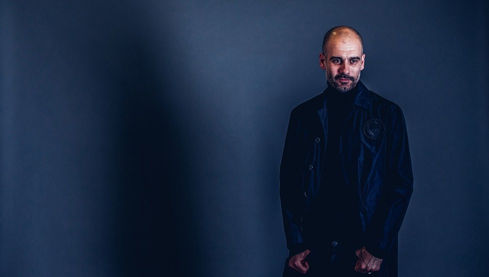 Photo-shoot : The camera likes the boss...